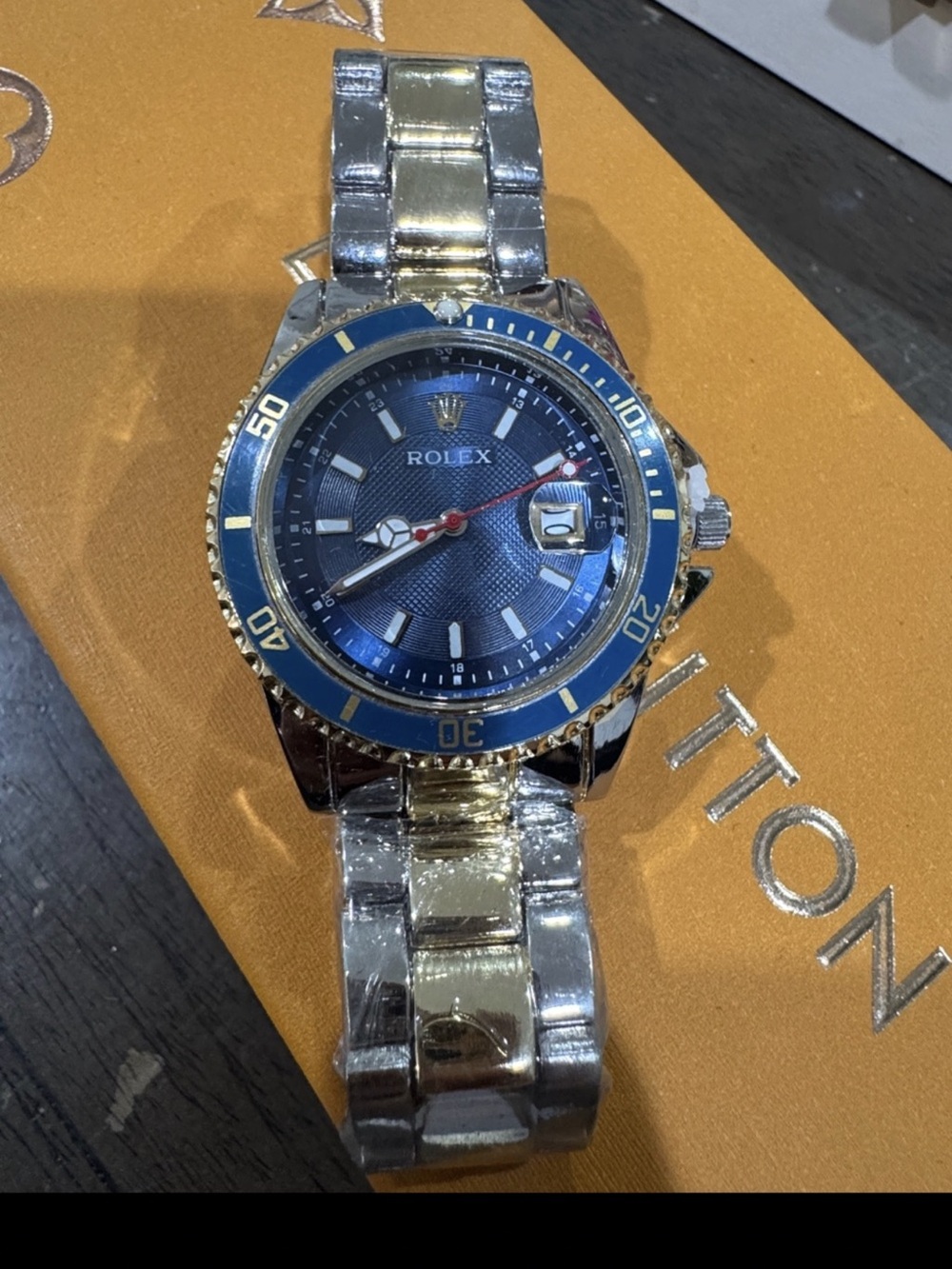 R Blue and Gold Two-Tone Men's Watch - Picture 4 of 4